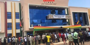 President Akufo-Addo Commissions Two Offices in North East Region