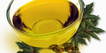 Benefits of Castor Oil For Hair Treatment