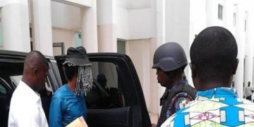 Anas Not Under Compulsion to Appear in Supreme Court – Lawyers