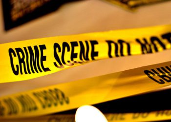 E/R: Rejected lover kills girlfriend