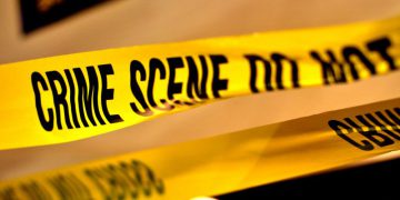 E/R: Rejected lover kills girlfriend