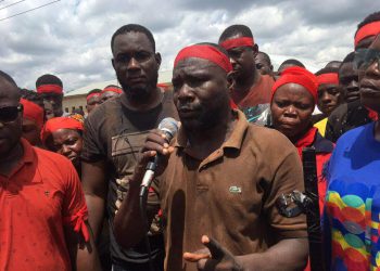 S/R: Angry youth demand withdrawal of external police officers over alleged harassment