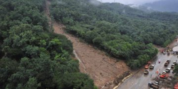 Landslides and floods kill 20 in South Korea