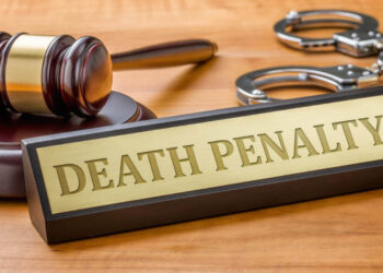 Parliament passes Criminal Offences Amendment Act, removing death penalty
