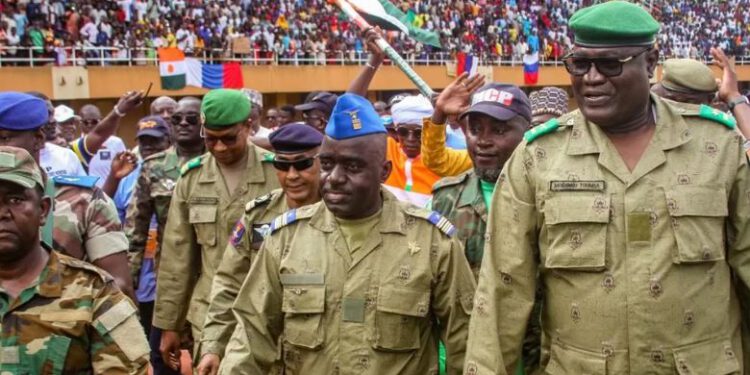 Niger coup: Junta shuts airspace citing military intervention threat