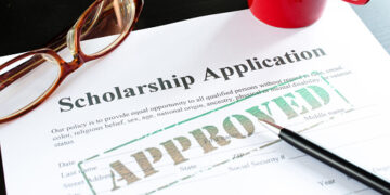 Govt grants new scholarships to 4,279 tertiary students