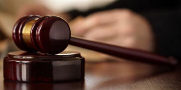Coup plot: Court sentences 6 to death; frees 2