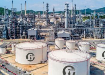 Prez commissions Sentuo Oil Refinery in Tema