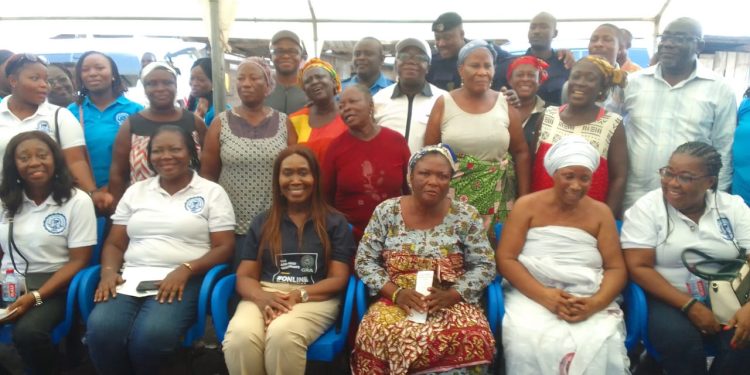 GRA Boss joins SWIT to educate traders at Mallam Atta Market