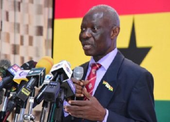 Locked-up investment holders suspend picketing at Finance Ministry for 2 weeks