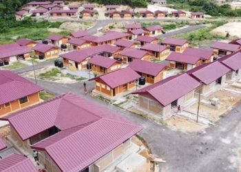 Govt fulfils pledge as Veep presents 124 newly built houses to Appiatse residents