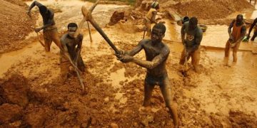 Asantehene  destools 3 chiefs for involvement in “galamsey”