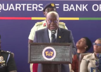 Akufo-Addo at the Bank Square Commissioning