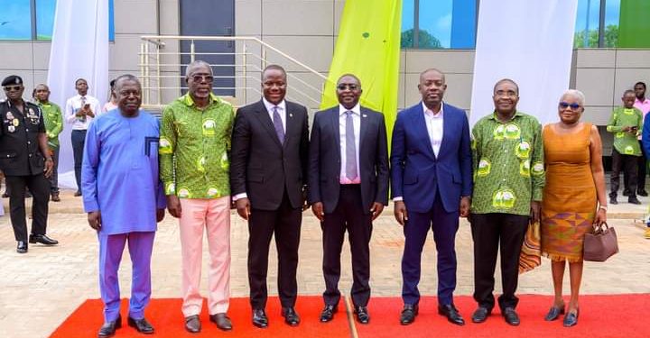 Commissioning of new Lands Commission office complex