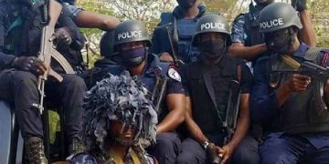 Armed police officers | File photo