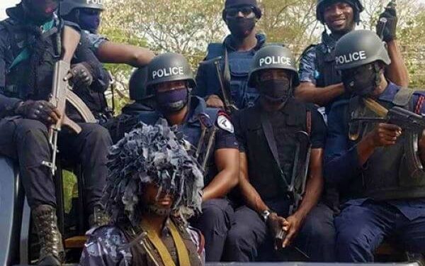 Armed police officers | File photo