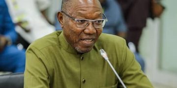 Gov’t: Mother tongue policy applies only to KG, lower primary