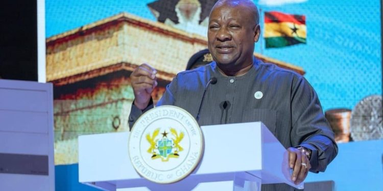Mahama pledges commitment to BoG’s independence