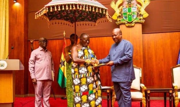 Asantehene presents Bawku mediation report to Mahama, urges parties to accept findings