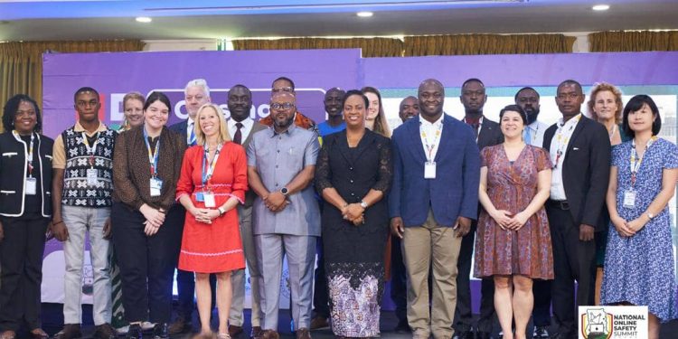 Police urge reporting of online threats as National Online Safety Summit addresses child abuse risks