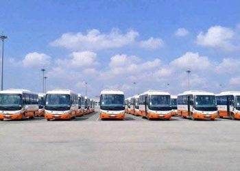 Gov’t receives 100 new buses to support transport sector