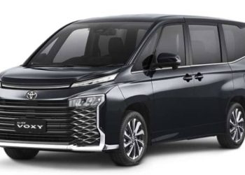 NRSA declares Toyota Voxy illegal for commercial use, but operators reject decision