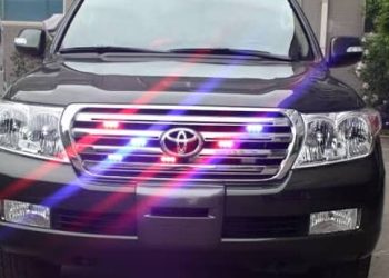 Police renew warning over illegal use of sirens, strobe lights